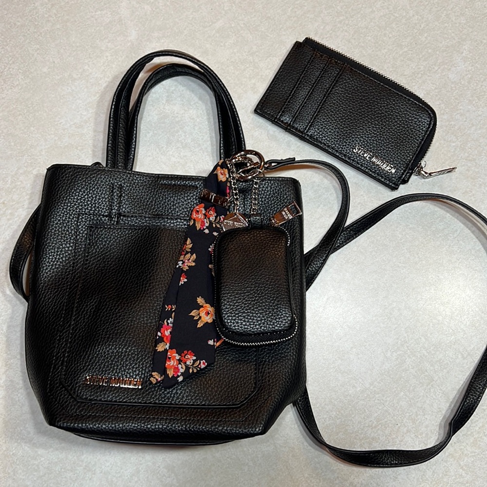Steve Madden crossbody purse with matching Wallet